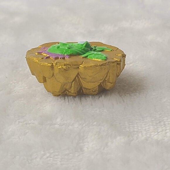 Zuru Smashers Dino Island Mini Figure Gold Mosquito Fossil Toy 1" Series 5 Loose - Picture 6 of 10